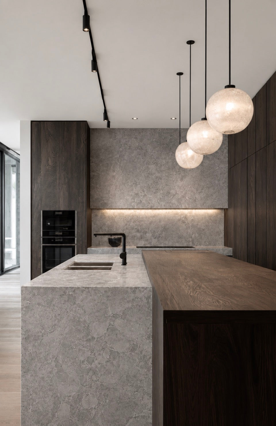 FISHBELLY GRAY MARBLE