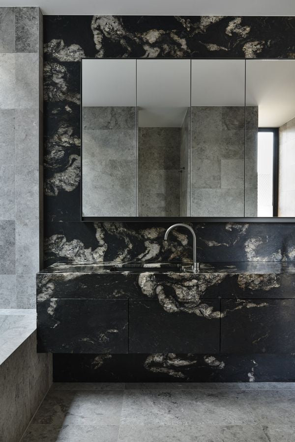 ELEPHANT BLACK MARBLE