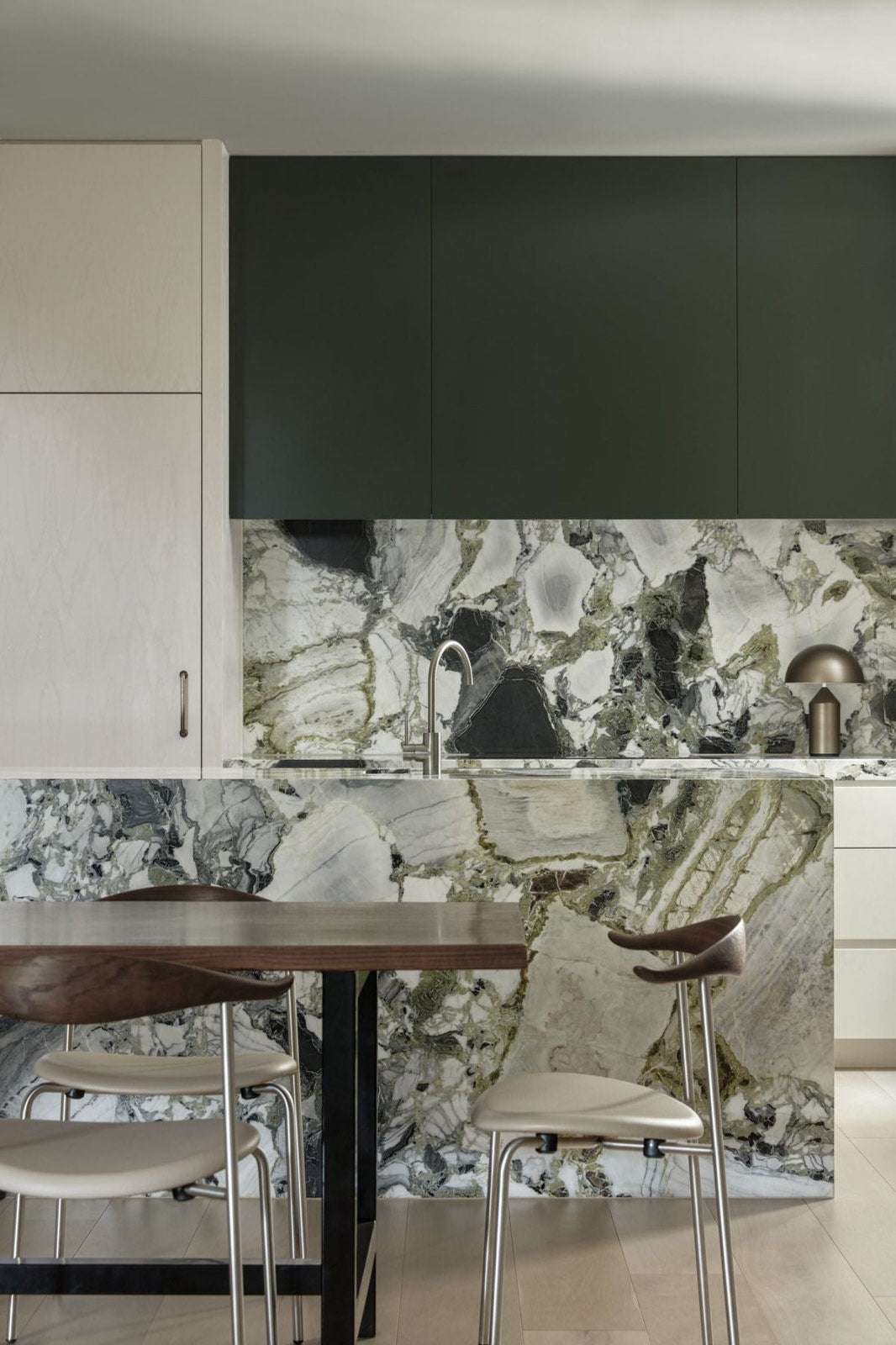 EMERALD CALACATTA