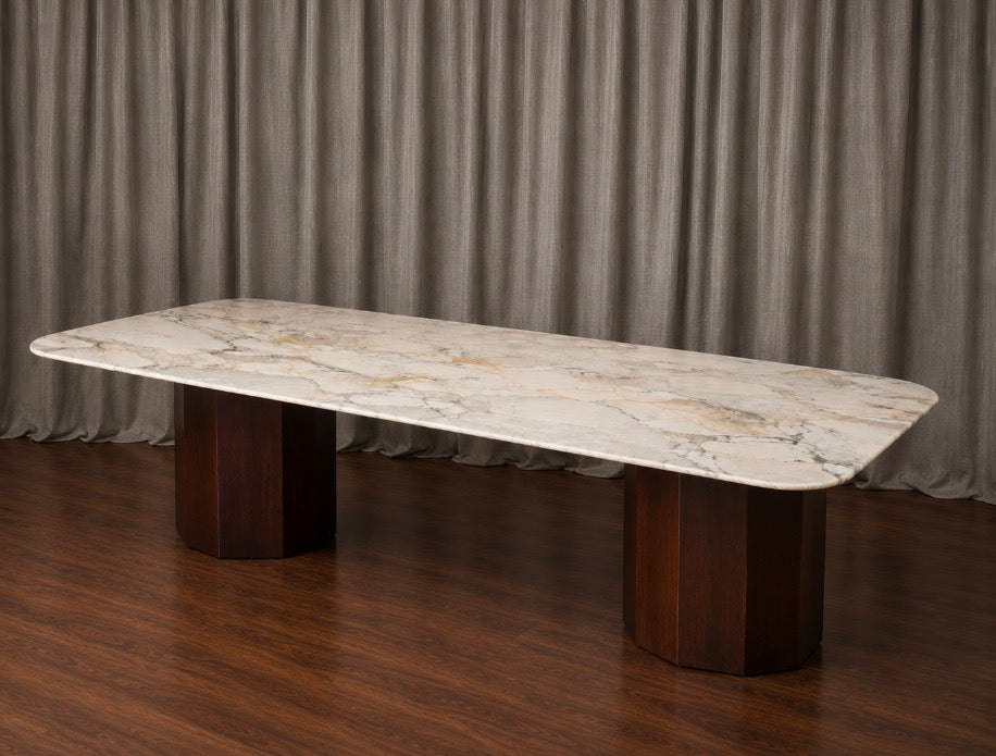 FISHBELLY DINING TABLE